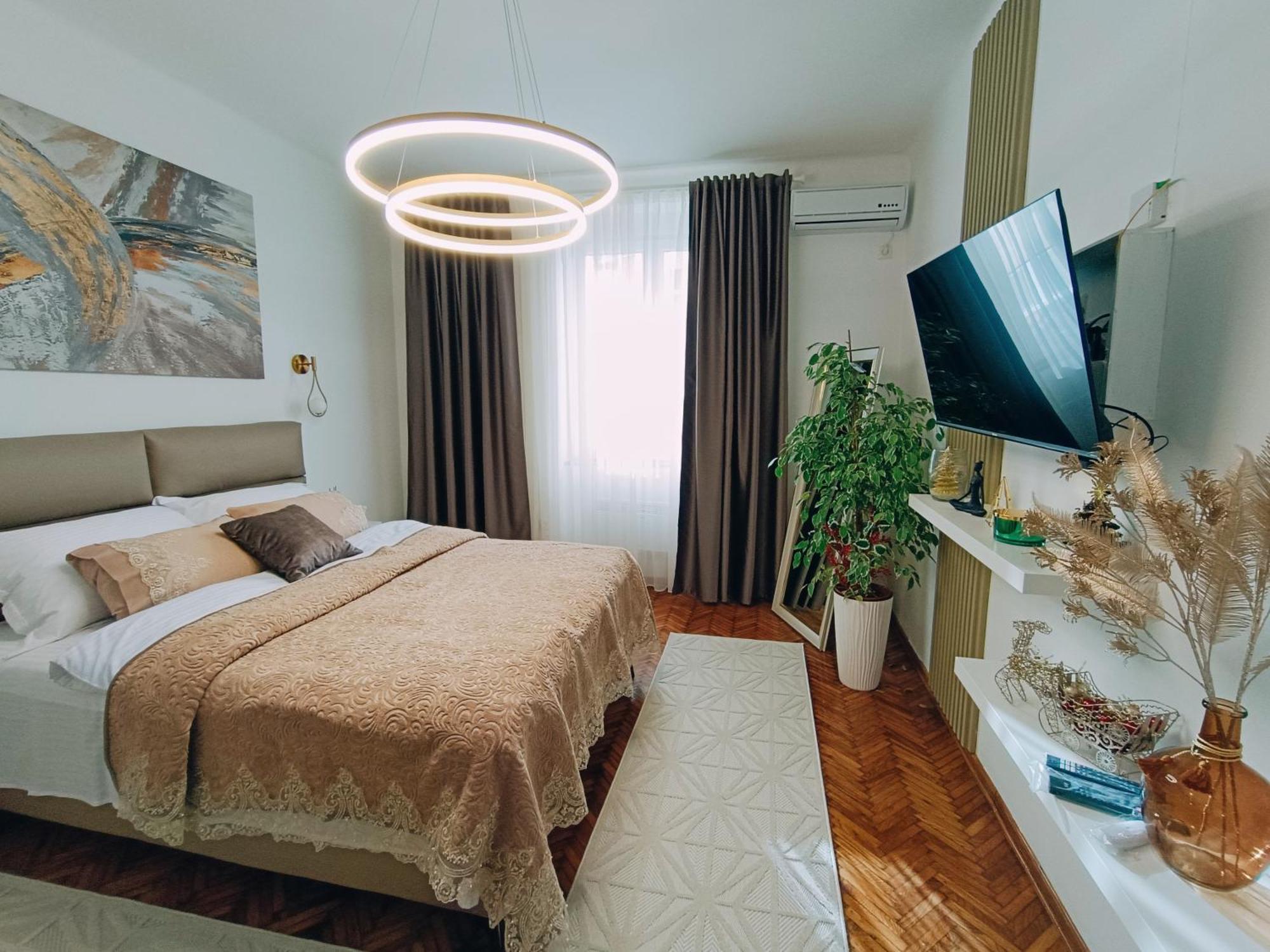 Apartment Slavija Square Belgrade